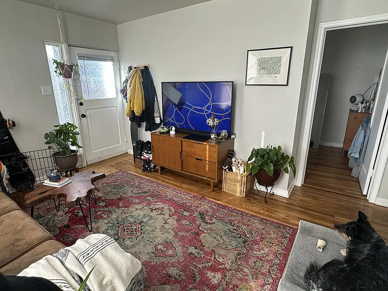 64 N I St #6 — Photo 29