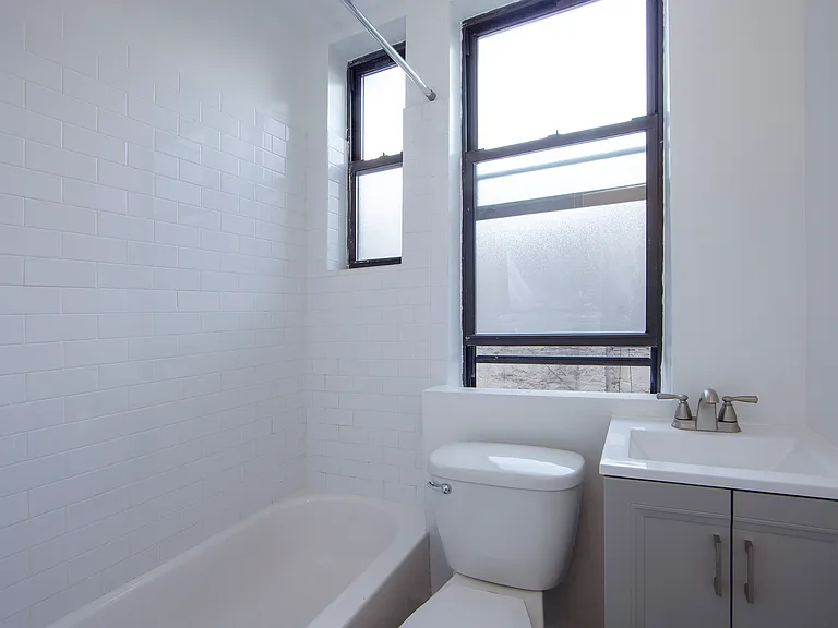 83 Baxter St #3B — Photo 6