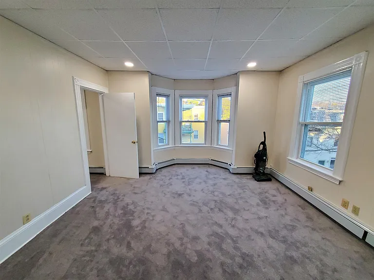 239 Columbia St #1 — Photo 1