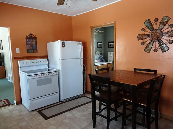 5th image of 1415 Garfield Ave