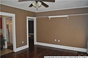 2nd image of 114 Budley St