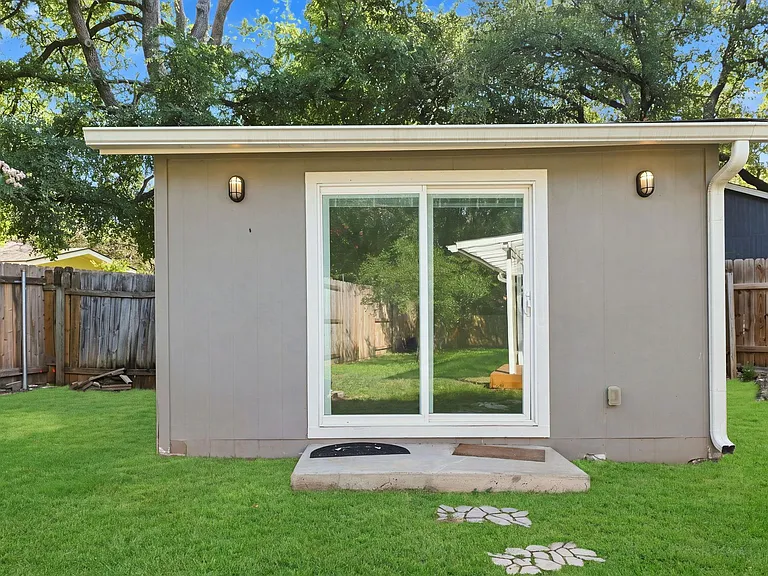 12713 Rhea Ct — Photo 34