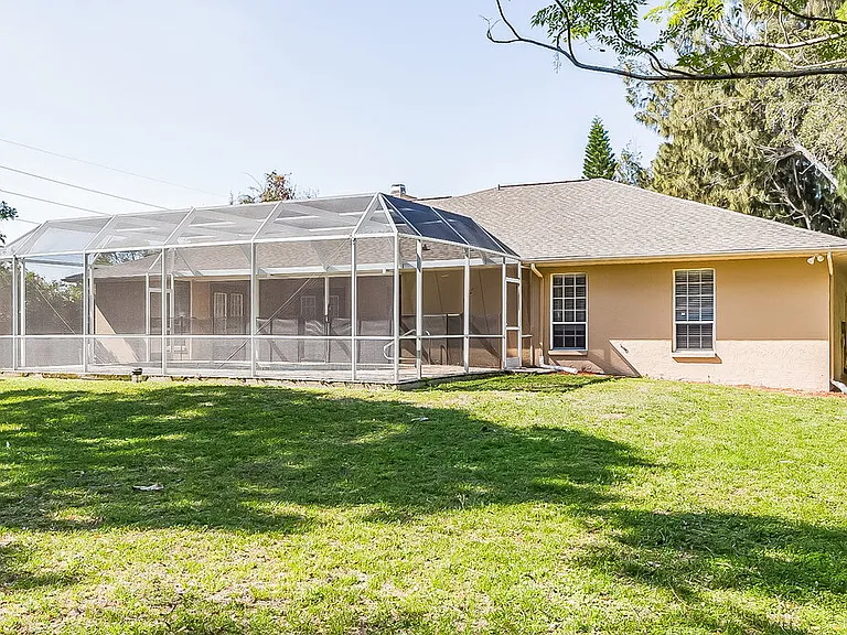 4791 Placid Cir — Photo 14