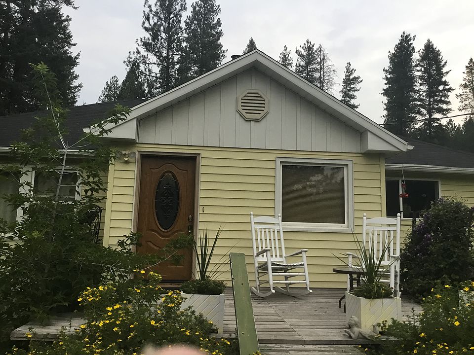 Close to town country living