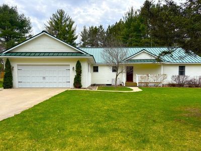 7384 Betsie River Rd, Interlochen, MI, 49643