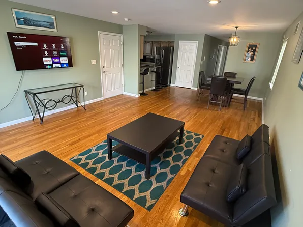 196 Randolph Ave Unit 1, Jersey City, NJ 07305