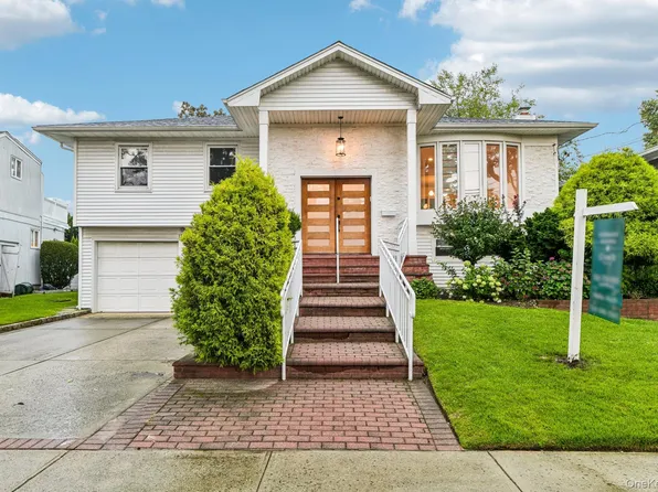 1114 Fordham Lane, Woodmere, NY 11598