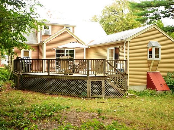 2nd image of 73 Bayley St