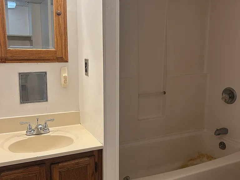 76 Pratt Ave #78A — Photo 4