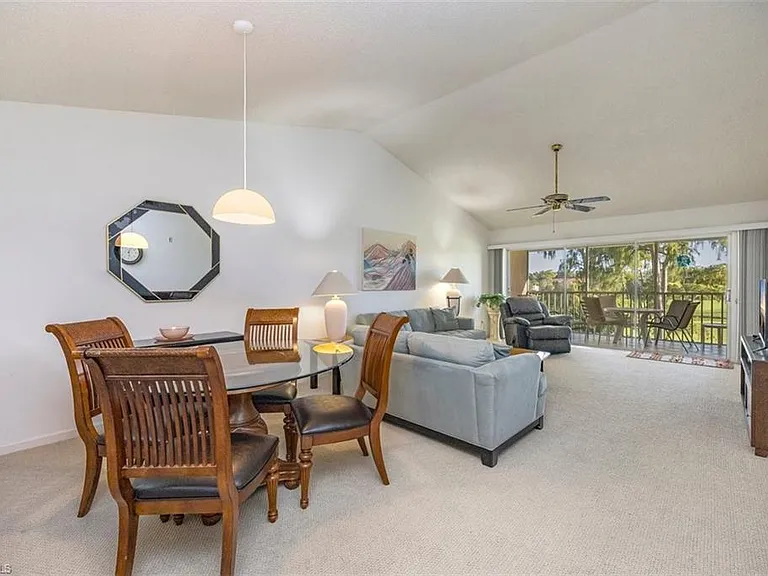 5975 Bloomfield Cir #C302 — Photo 5