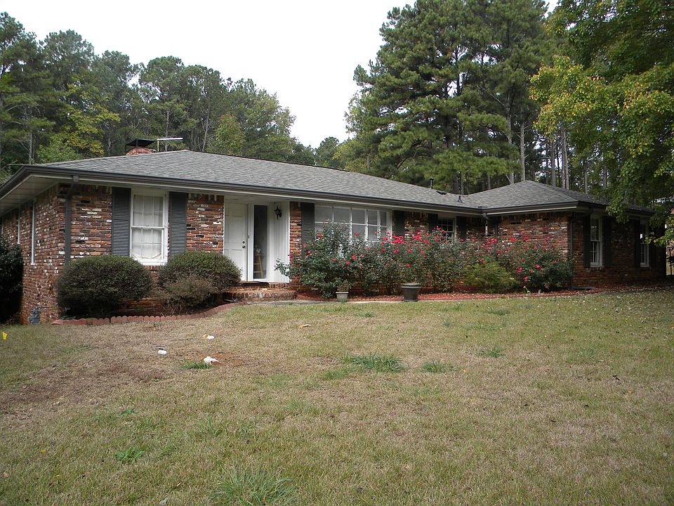 2nd image of 6895 Oak Leaf Dr