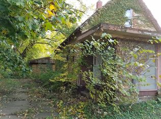 825 Columbus Ave, Kewanee, IL 61443