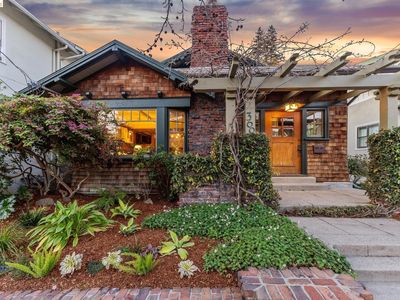 360 Alcatraz Ave, Oakland, CA, 94618
