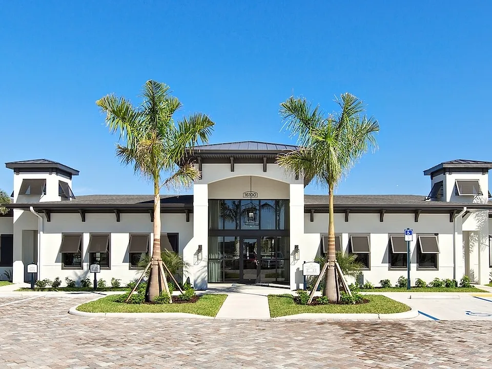 Sanibel Straits