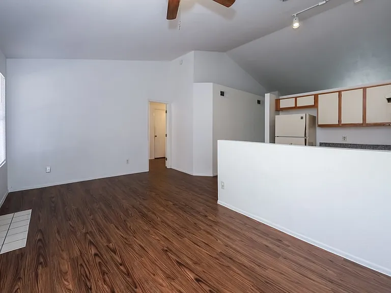 10043 E Bryonwood Ln — Photo 6