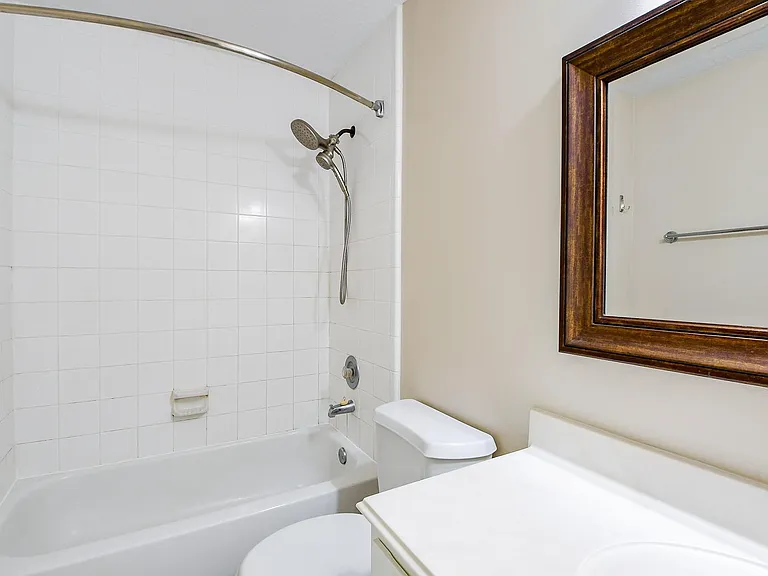 241 Blue Hill Dr — Photo 28