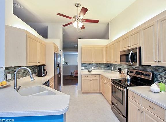 5th image of 14590 Glen Cove Dr APT 402