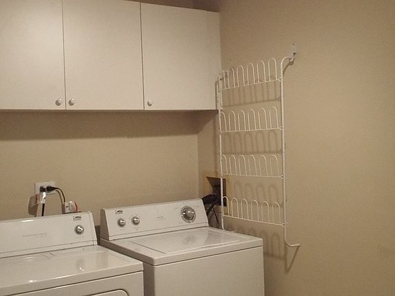 2nd image of 315 Ashbury Ct APT 2