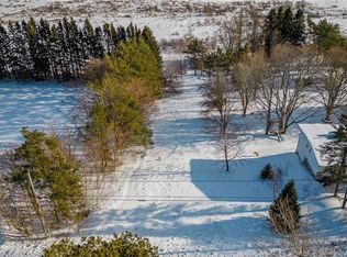 27 Harris Dr, Sackville, NB E4L3X6