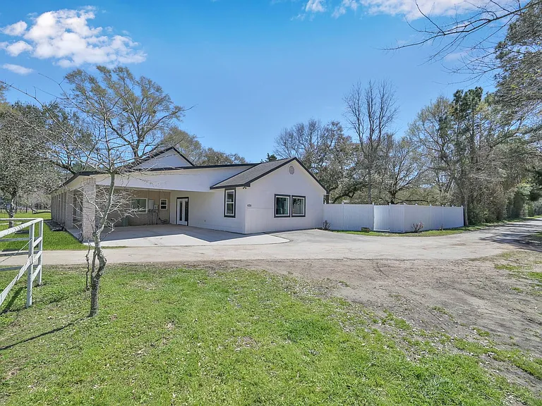 10420 Hufsmith Rd — Photo 18