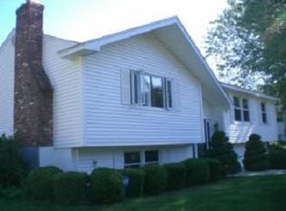 58 Parker Station Road, Goffstown, NH 03045