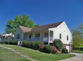 228 Farley Branch Dr, Lynchburg, VA 24502