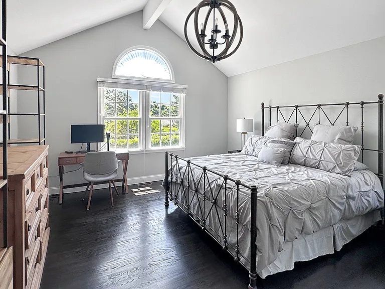 5765 Bergen Ave — Photo 14