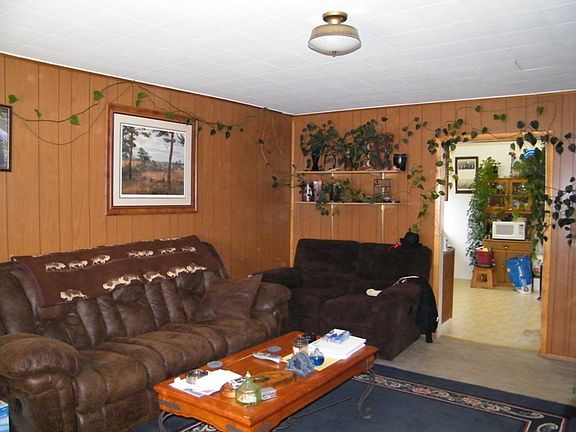 2nd image of 1325 Avenue B