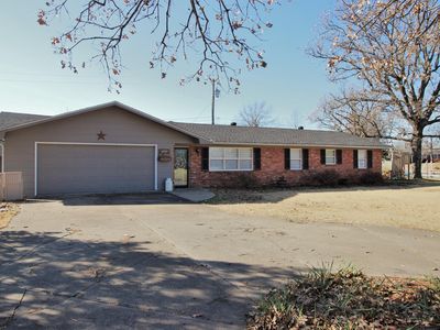 1021 Skyline Dr, Neosho, MO, 64850