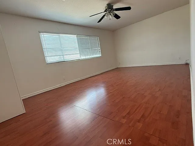 2117 W Sycamore Ave — Photo 11