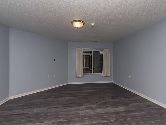 4th image of 1100 Adams St Unit 127