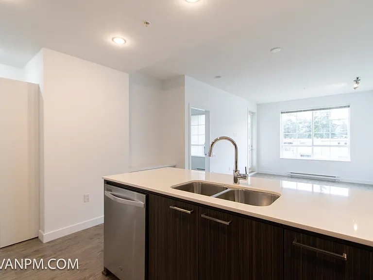 608 Como Lake Ave #316 — Photo 11