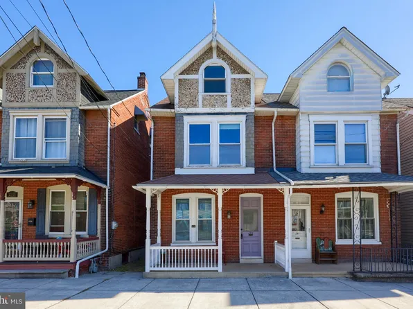 239 S 8th St, Columbia, PA 17512