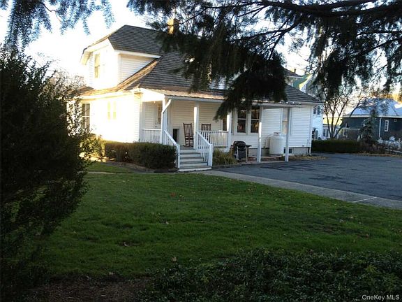 2nd image of 232 Maple Ave