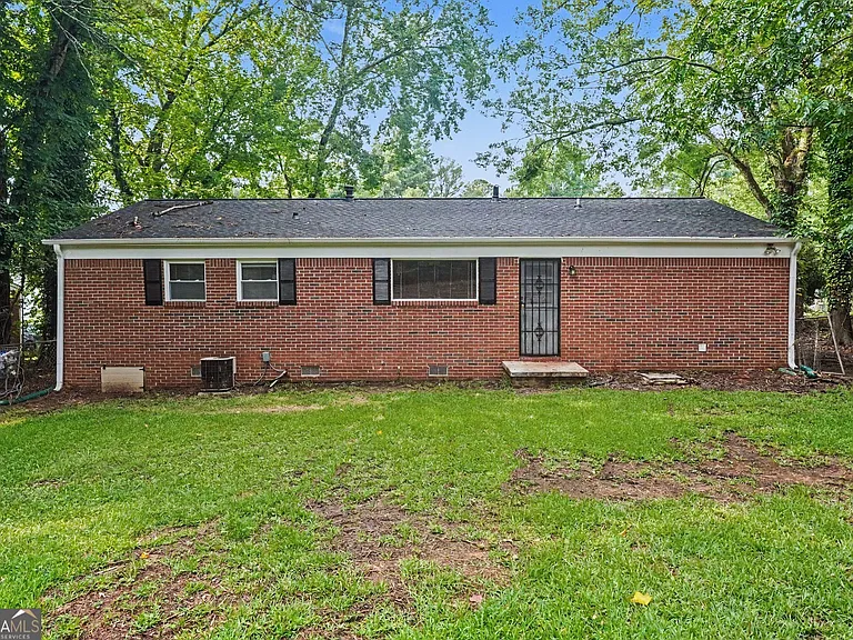1315 Pineglen Dr — Photo 16