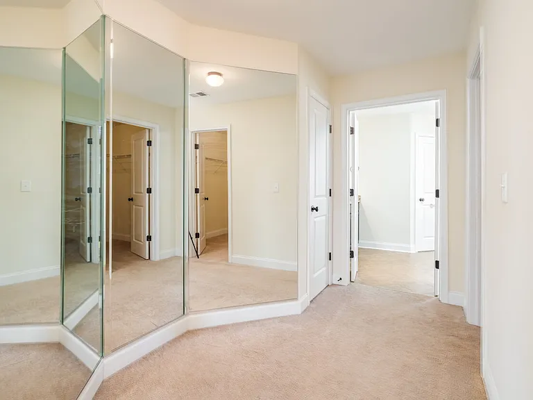 965 McCathern Ave — Photo 32