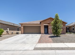 8820 E Stone Meadow Cir, Tucson, AZ 85730
