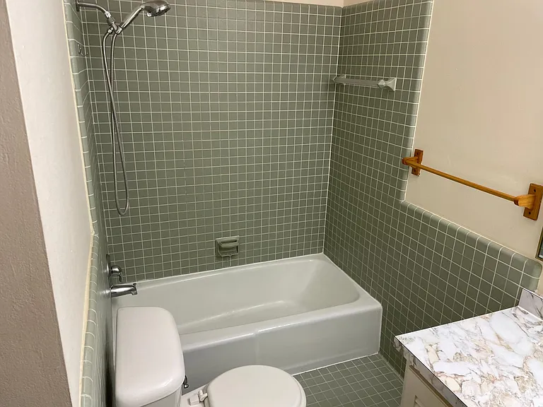 Full bathroom