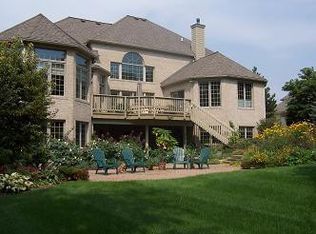 2000 Pebbleview Dr, Ann Arbor, MI 48108