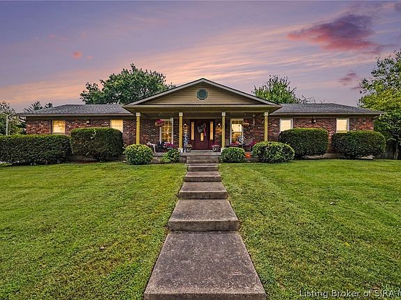 2nd image of 608 Kensington Drive