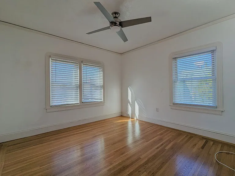 4736 Meldon Ave — Photo 4