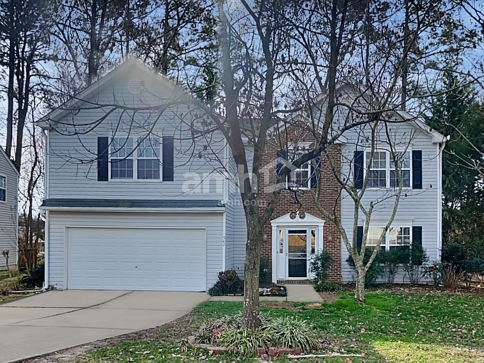 1st image of 542 Birchtree Valley Ct