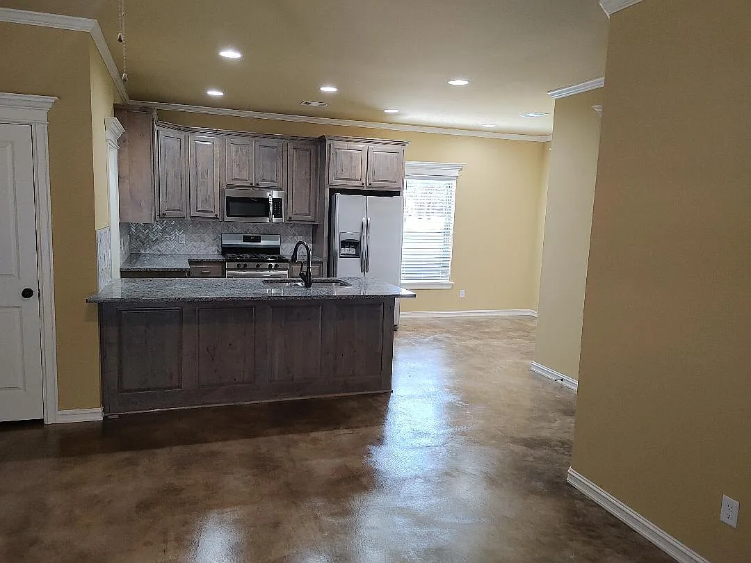 3 bed, 1500 sqft, $1,600 — Photo 3