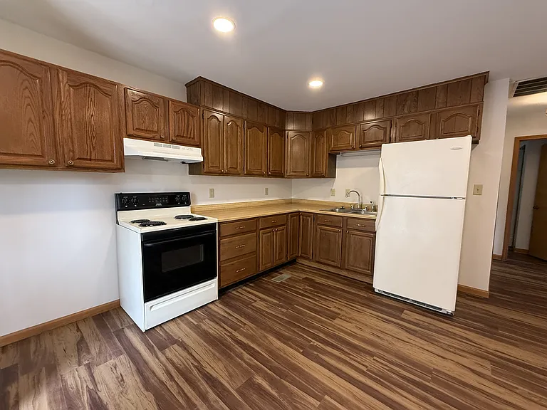 622 N Washington St — Photo 13