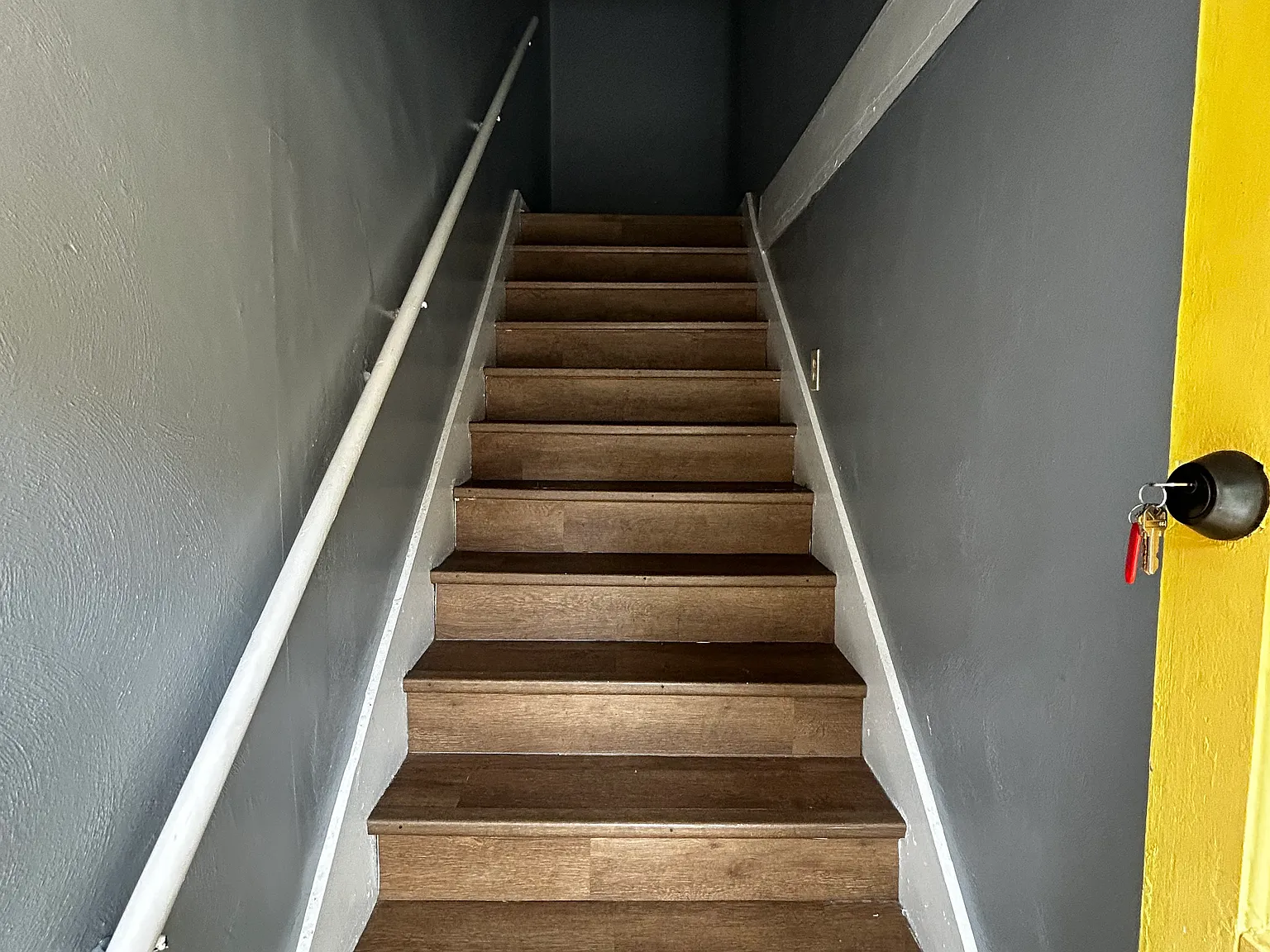 2 bed, 700 sqft, $1,300 — Photo 3