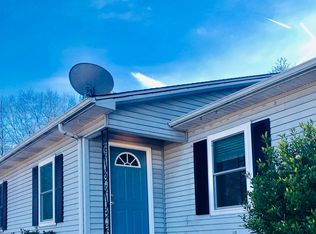 205 Roe St, Greer, SC 29651