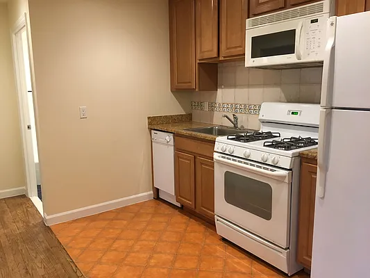 Rented by Sterling Realty Solution Inc | media 20