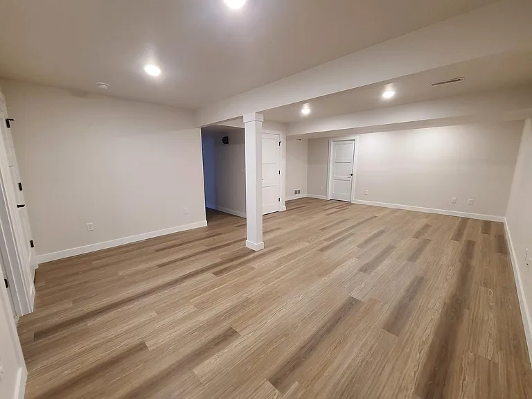 423 Founders Way — Photo 14