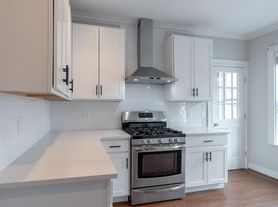 83 Flint St, Somerville, MA