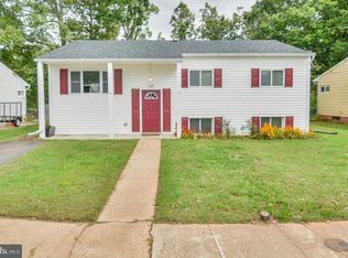 516 Arbor Dr, Glen Burnie, MD